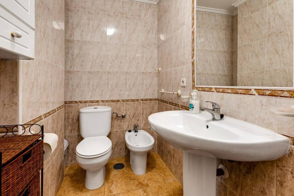 Apartment Ramon Gallud 204 Торевьиа Экстерьер фото